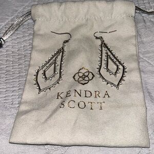A lovely pair of Kendra Scott’s Dangles